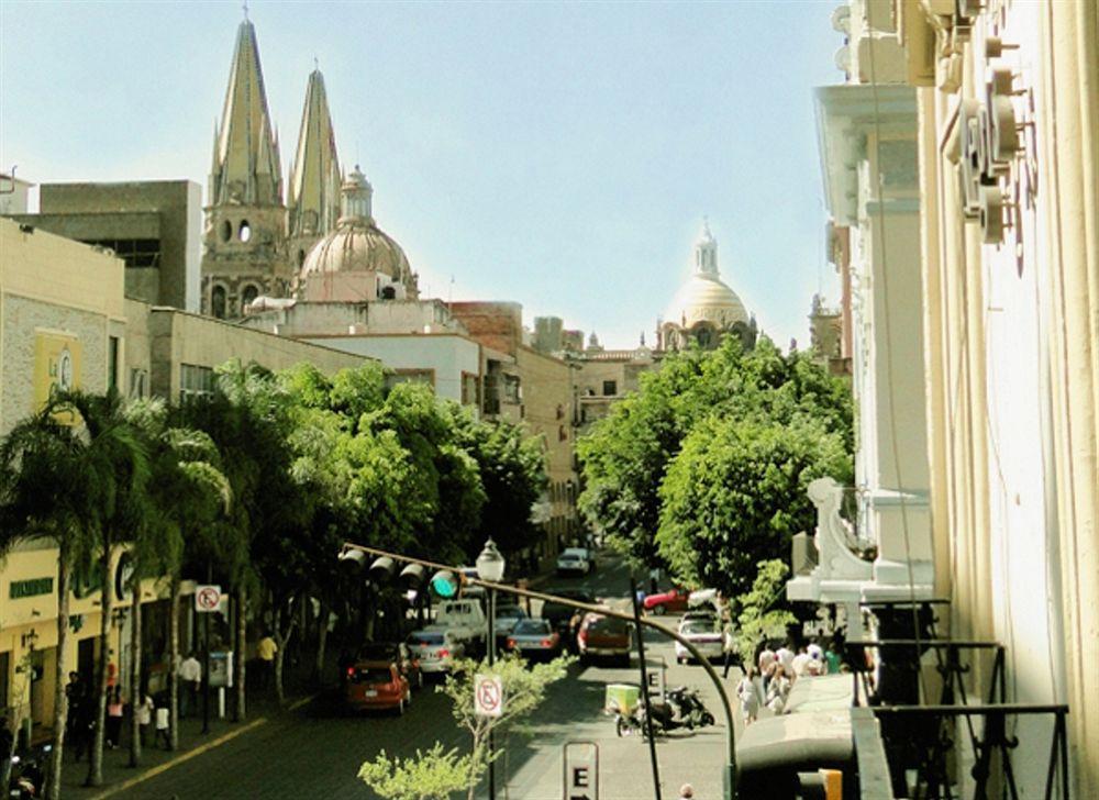 Hotel Posada Regis Guadalajara Zewnętrze zdjęcie