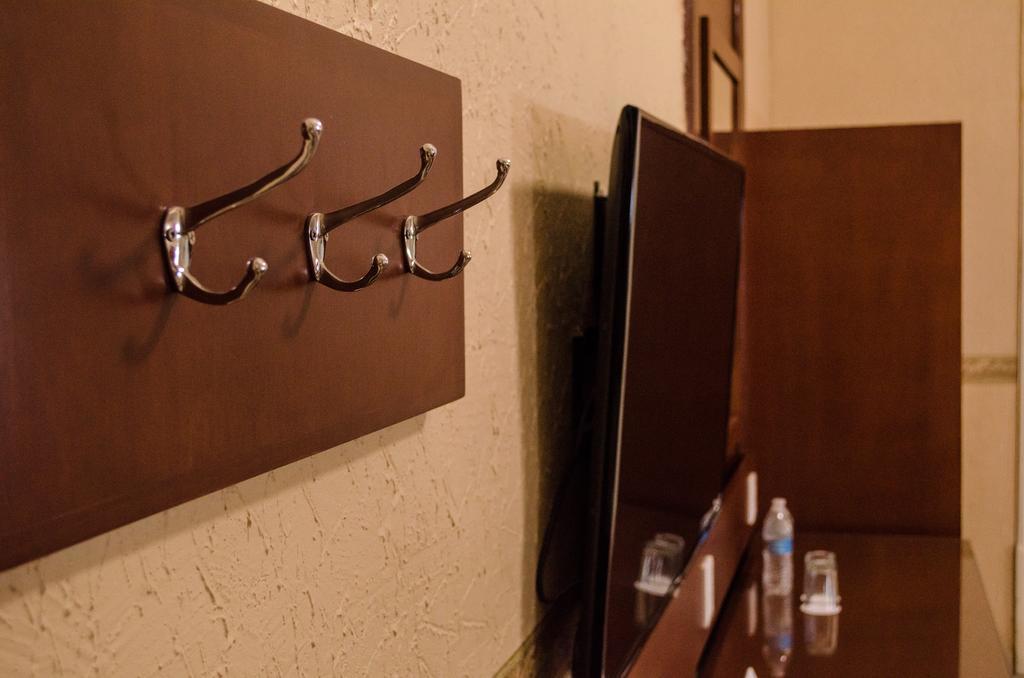 Hotel Posada Regis Guadalajara Zewnętrze zdjęcie