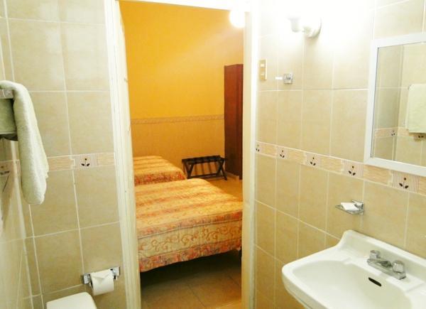 Hotel Posada Regis Guadalajara Zewnętrze zdjęcie